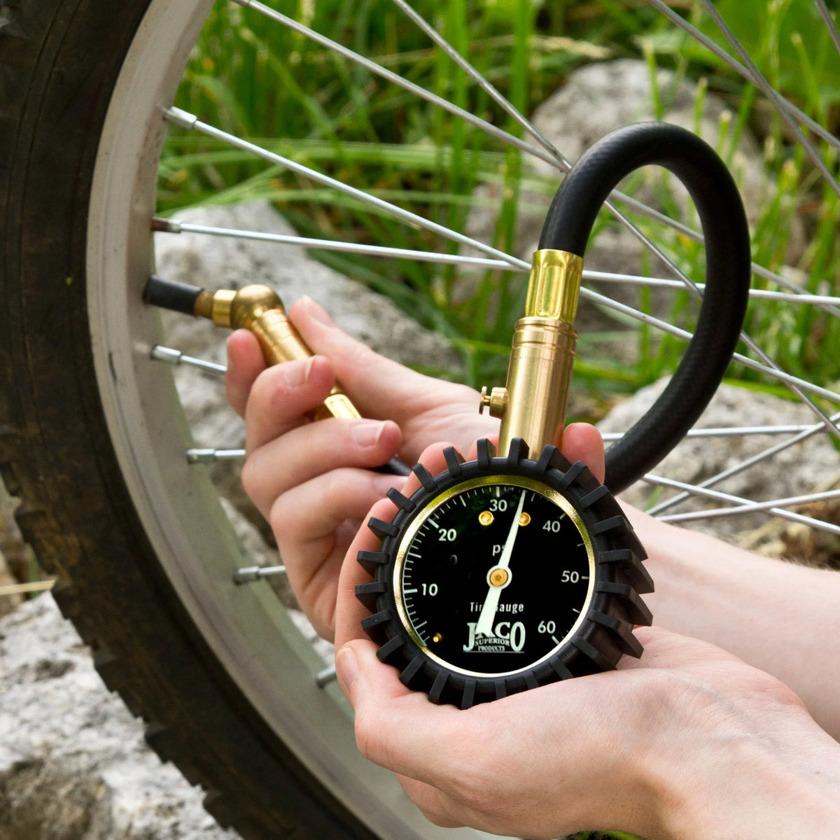ElitePro 60 PSI Tire Pressure Gauge - Accurate Analog Dial with Rubber Shock Guard
