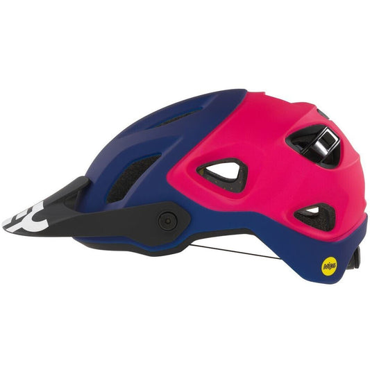 Men's MTB Cycling Helmet with Adjustable Fit and Integrated Eyewear Dock