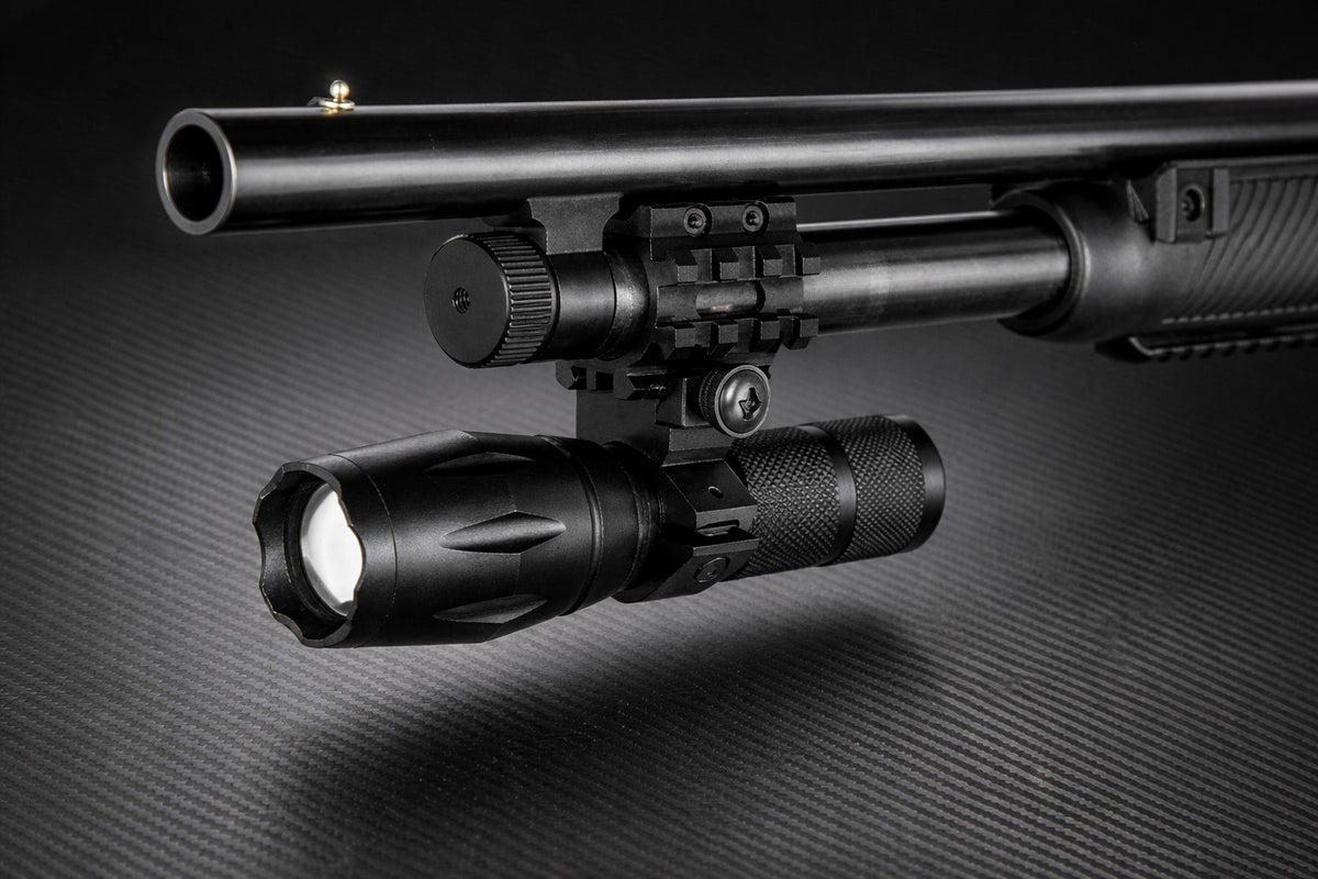 1000 Lumen Tactical Flashlight for Maverick 88 12 Gauge with Mount - Zoomable LED Light