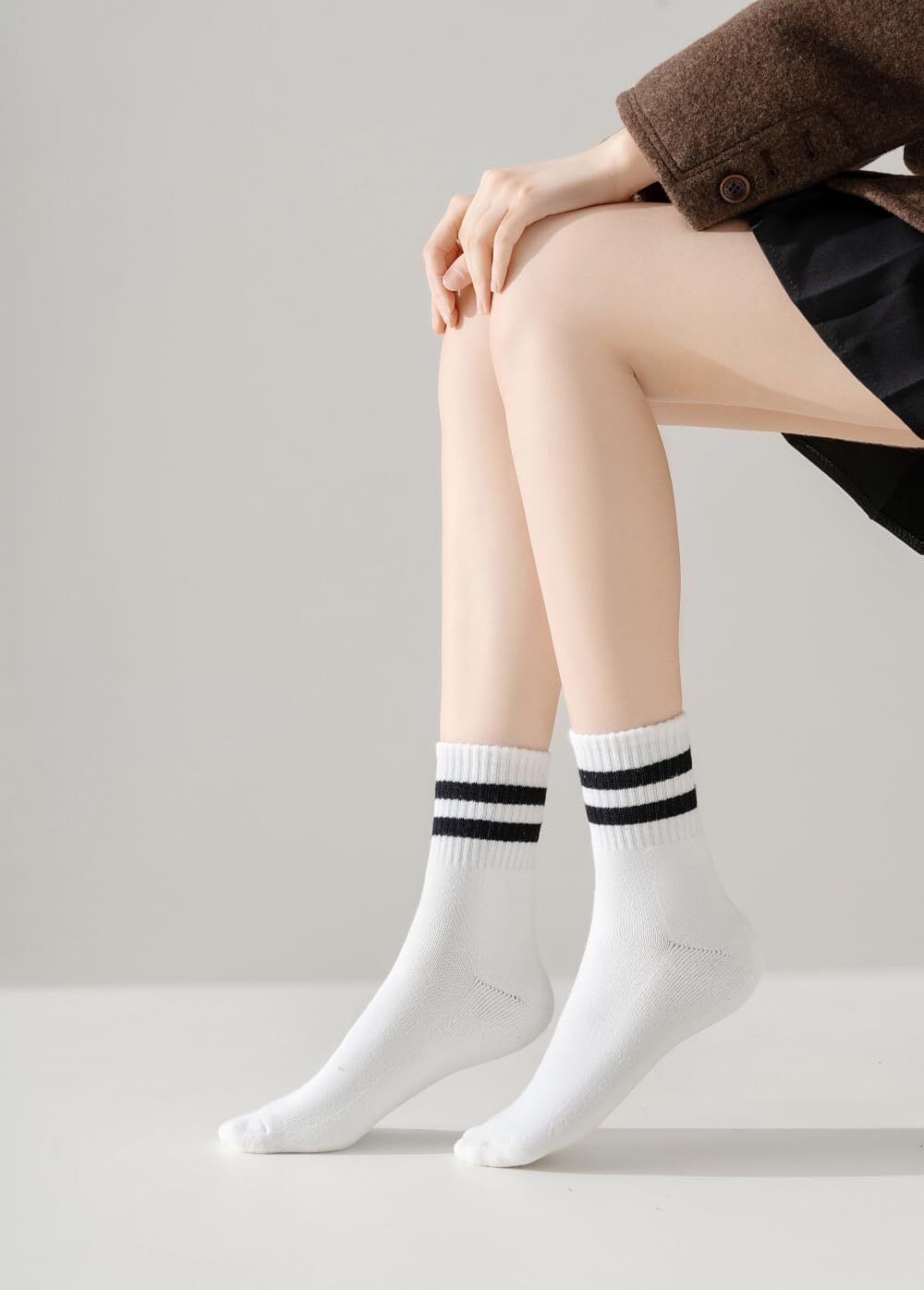 Women's Cushioned Cotton Striped Crew Socks - Vintage Quarter Fit, White