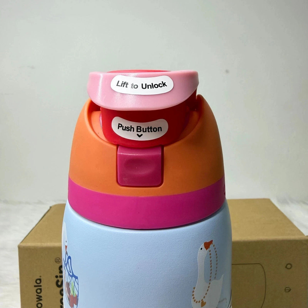 Insulated 32oz Water Bottle with Goose Design - Stainless Steel & FreeSip Spout