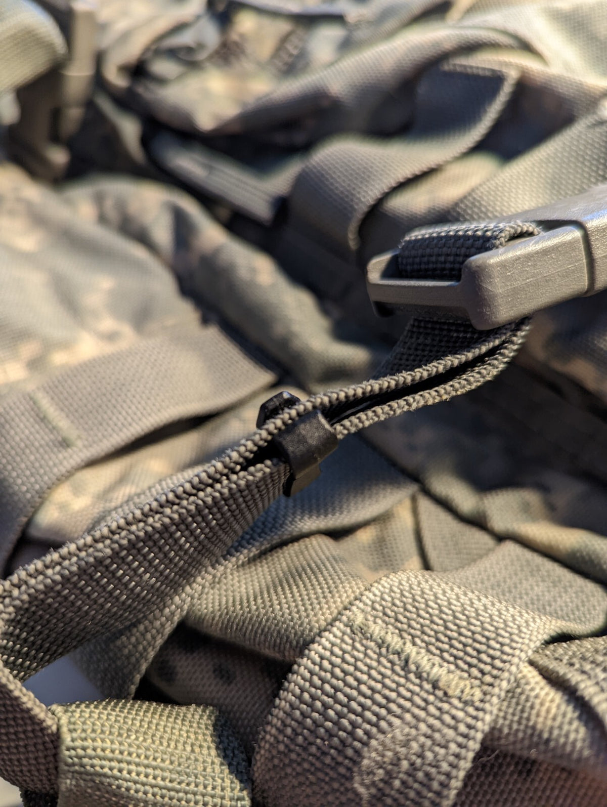 Heavy Duty Reusable Webbing Strap Keepers for Backpack & Outdoor Gear