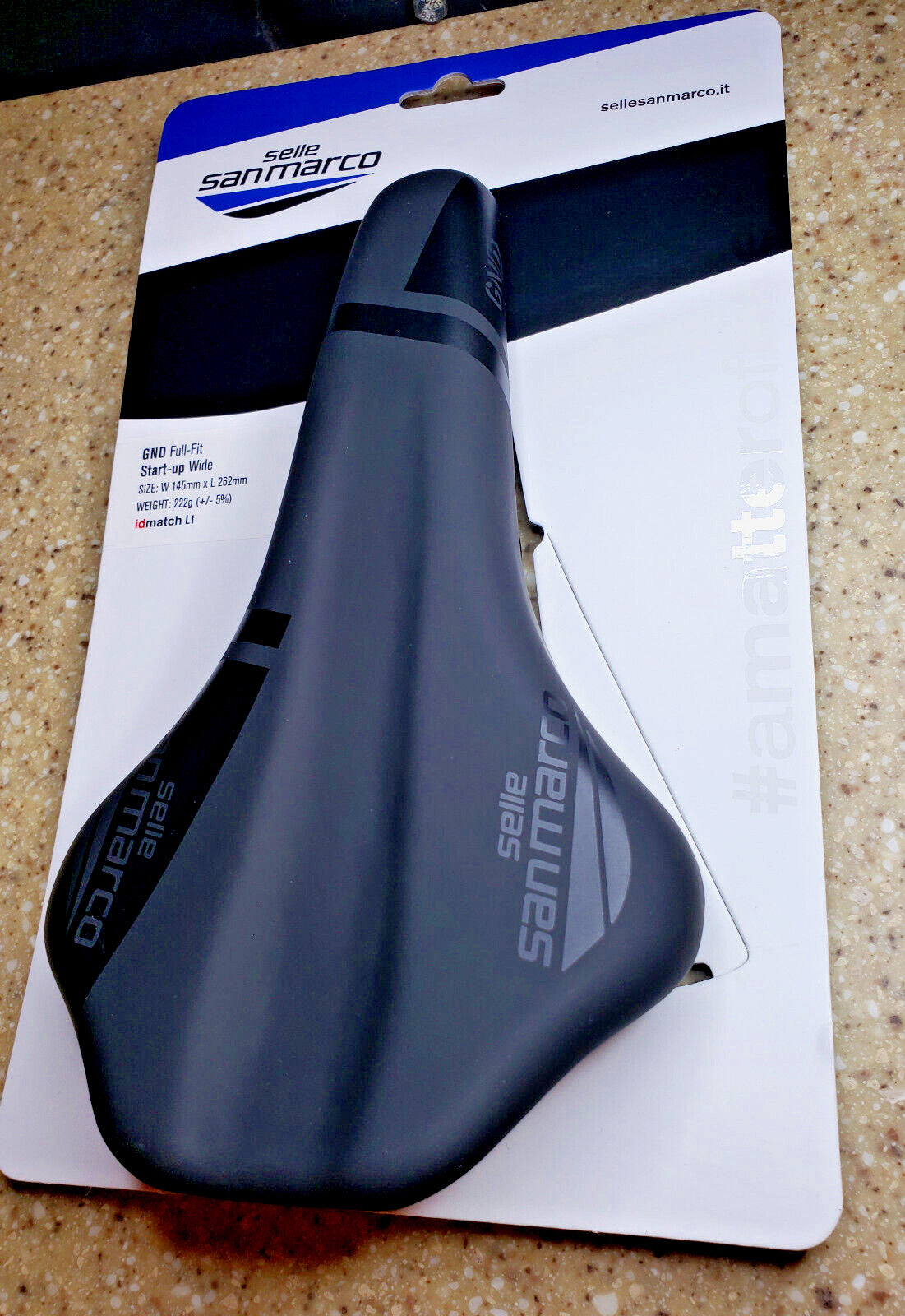 Wide Bicycle Saddle Black - Full Fit GND Model, 262mm x 145mm, 222g