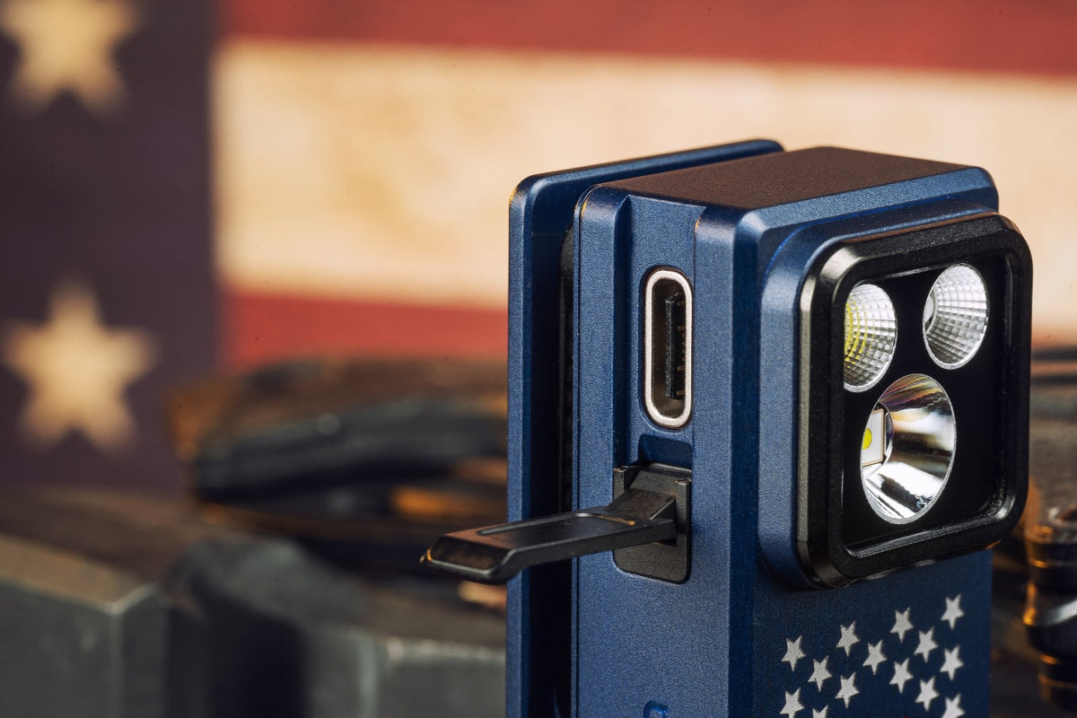 Olight Oclip Ultra Clip-On LED Light with Flood, Spot & UV Modes 530 Lumens