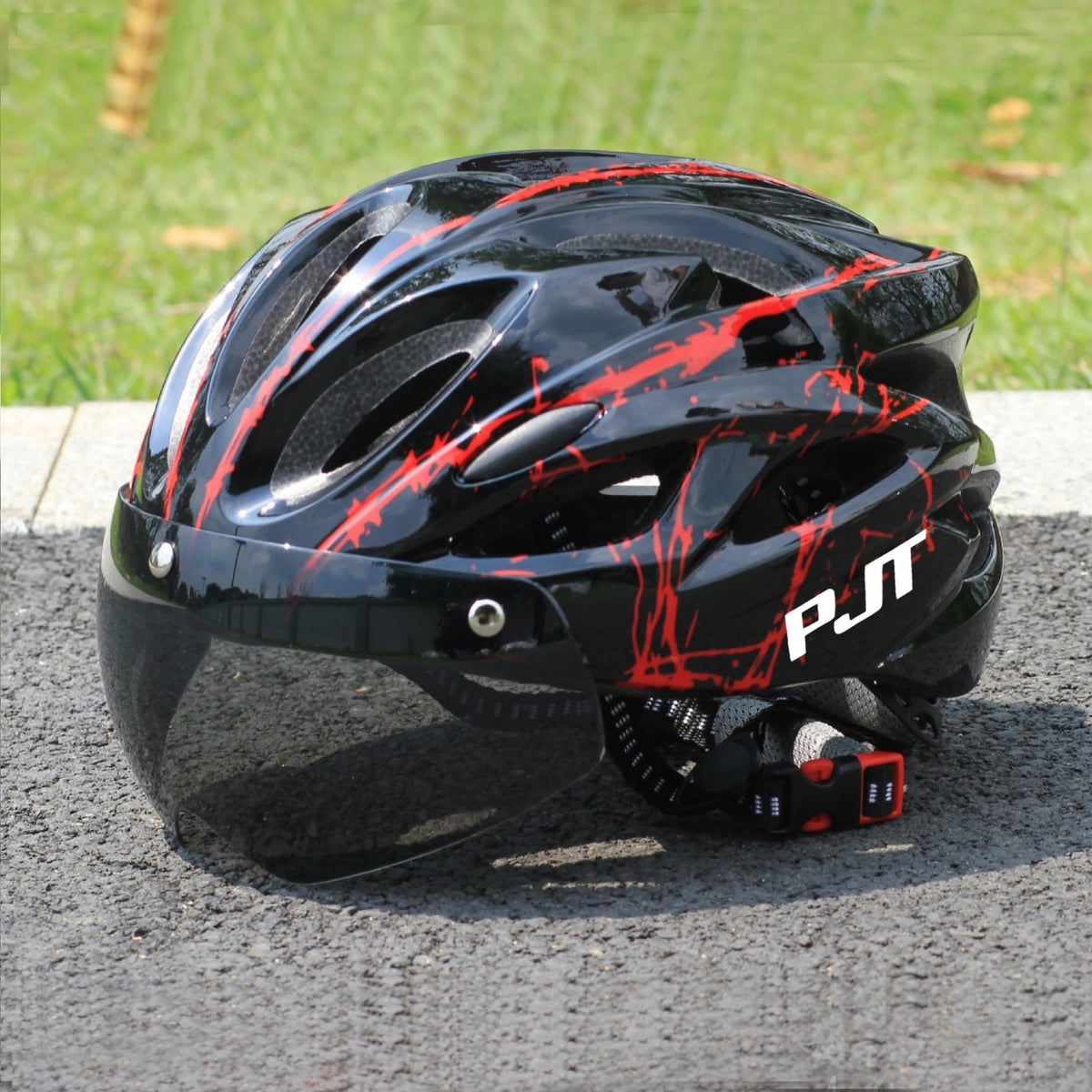 Lightweight Cycling Helmet with Magnetic Goggles for Adults 56-61cm