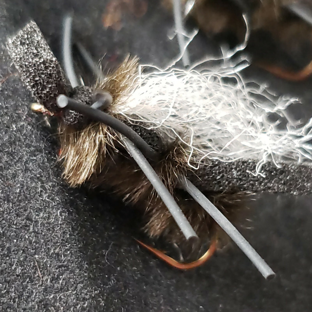 Trout Dry Flies Parachute Hopper with Ostrich Feathers - Brown #10