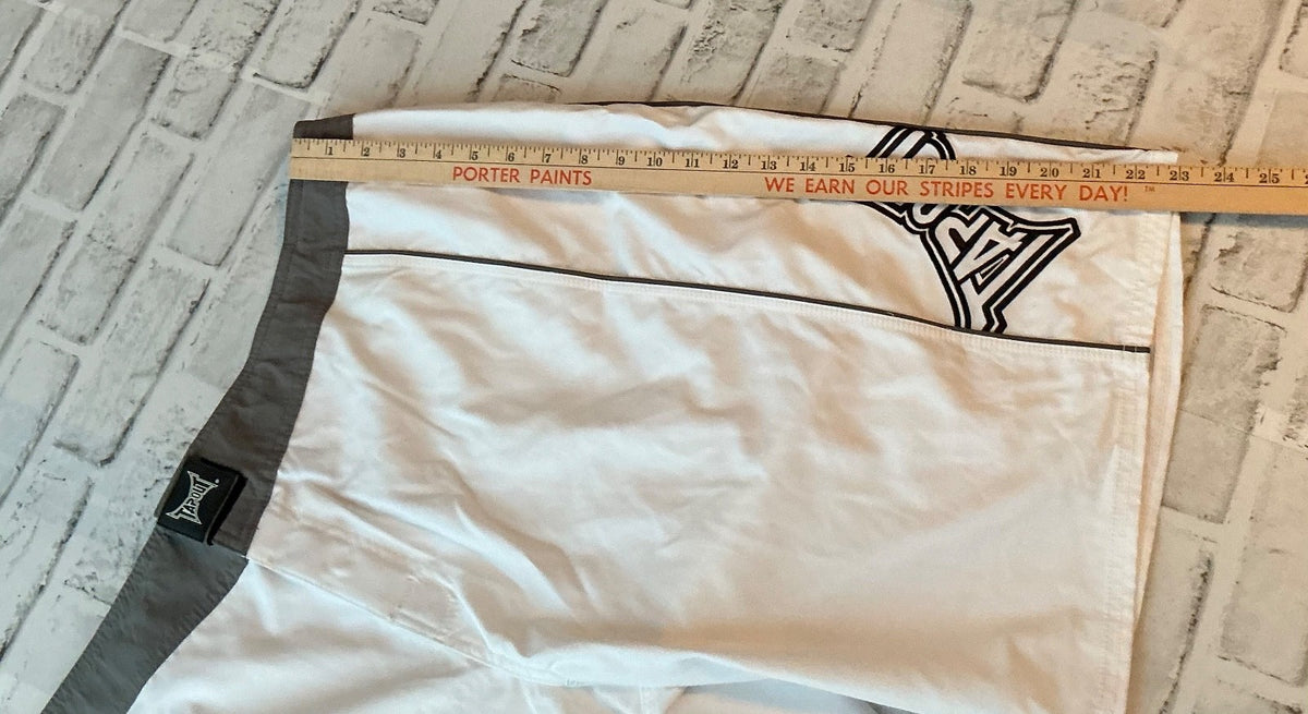 Mens Size 38 MMA Boxing Shorts - White Tapout Martial Arts Board Shorts