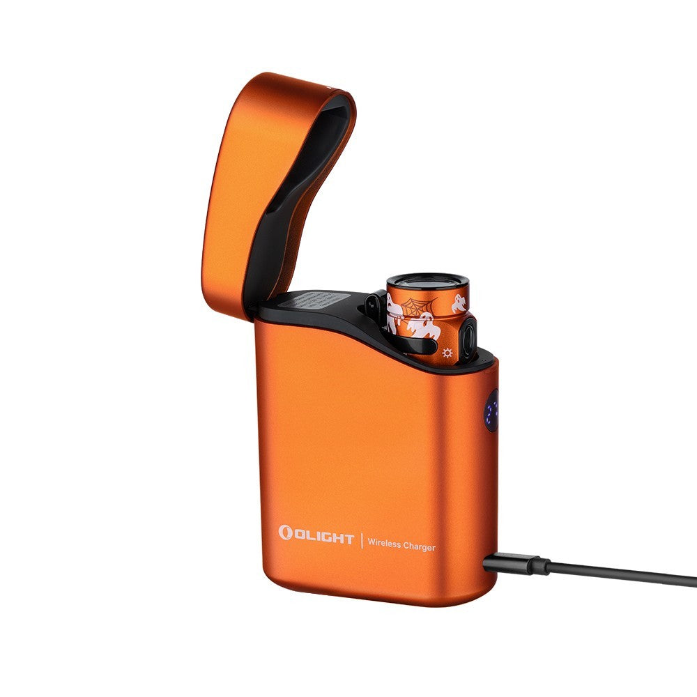 Rechargeable LED Flashlight with Charging Case 1300 Lumens