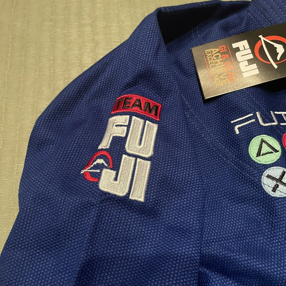 Lightweight Jiu Jitsu Gi for BJJ & Grappling - Multiple Sizes Available