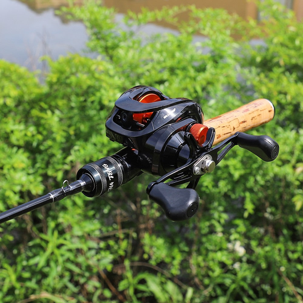 Baitcasting Fishing Reel 7.2:1 Metal Spool, Magnetic Cast Reel, Versatile Use