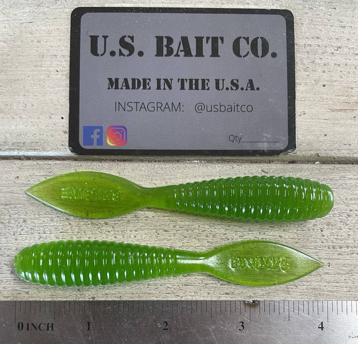 Saltwater Fishing Lure Lot of 15 Green Stingray Grubs 4 Inch Soft Plastic Baits