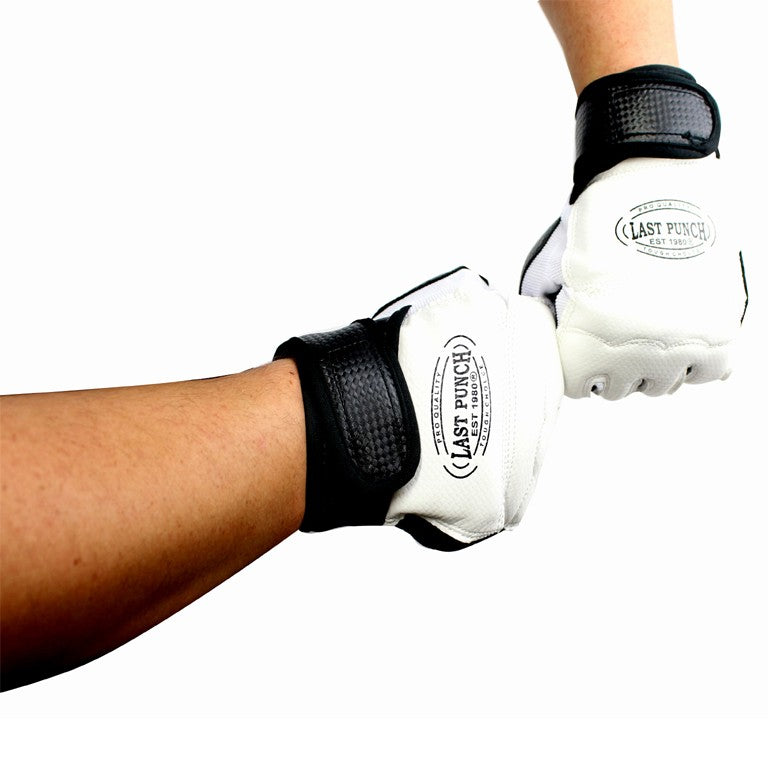 Fingerless MMA Gloves for Boxing & Training - Black