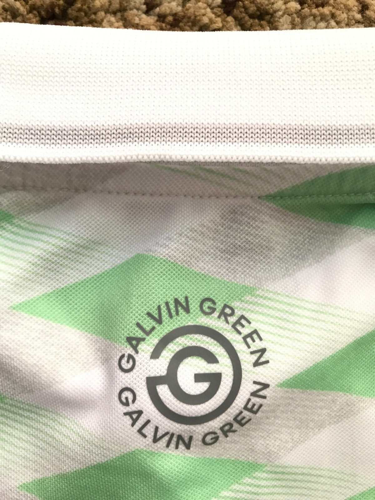 Men's Golf Polo Shirt - Argyle Design, Green & White, Medium