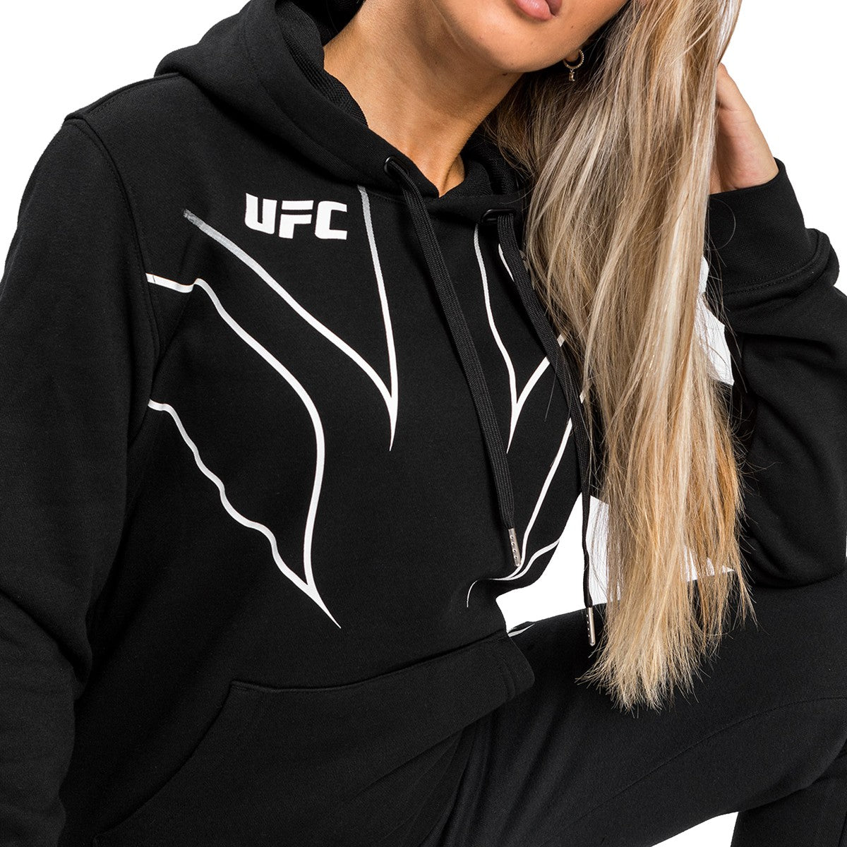 Venum Women's UFC Fight Night 2.0 Replica Pullover Hoodie Small Black