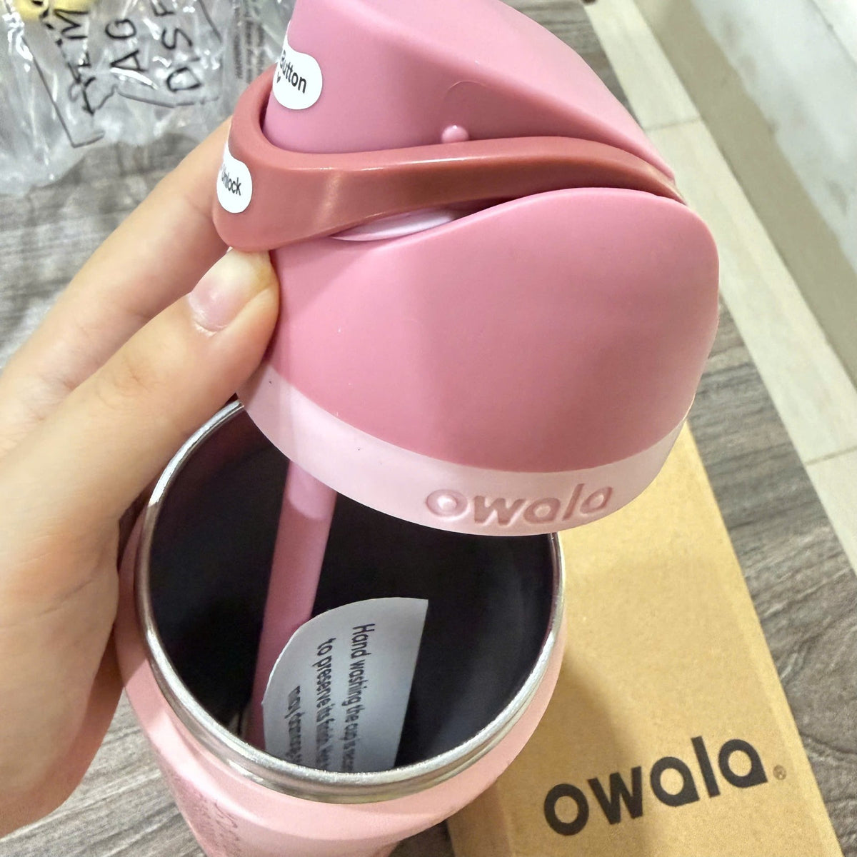 24oz Water Bottle with Built-In Straw and Paisley Design - Pink