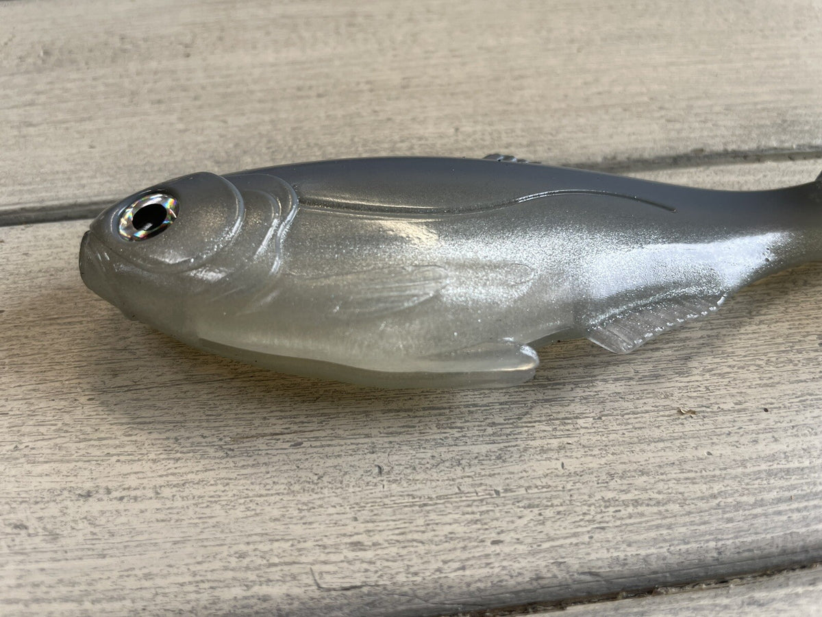 5-Inch Weedless Shad Soft Plastic Swimbait - Ghost Shad Color, Lot of 1