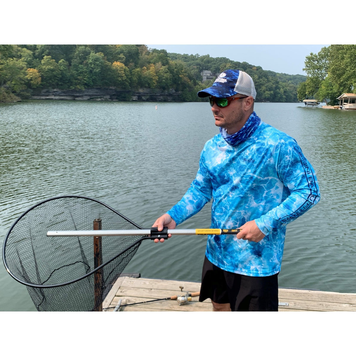 20 x 23 Fishing Landing Net with Collapsible 36-Inch Handle - Fish Catch & Release
