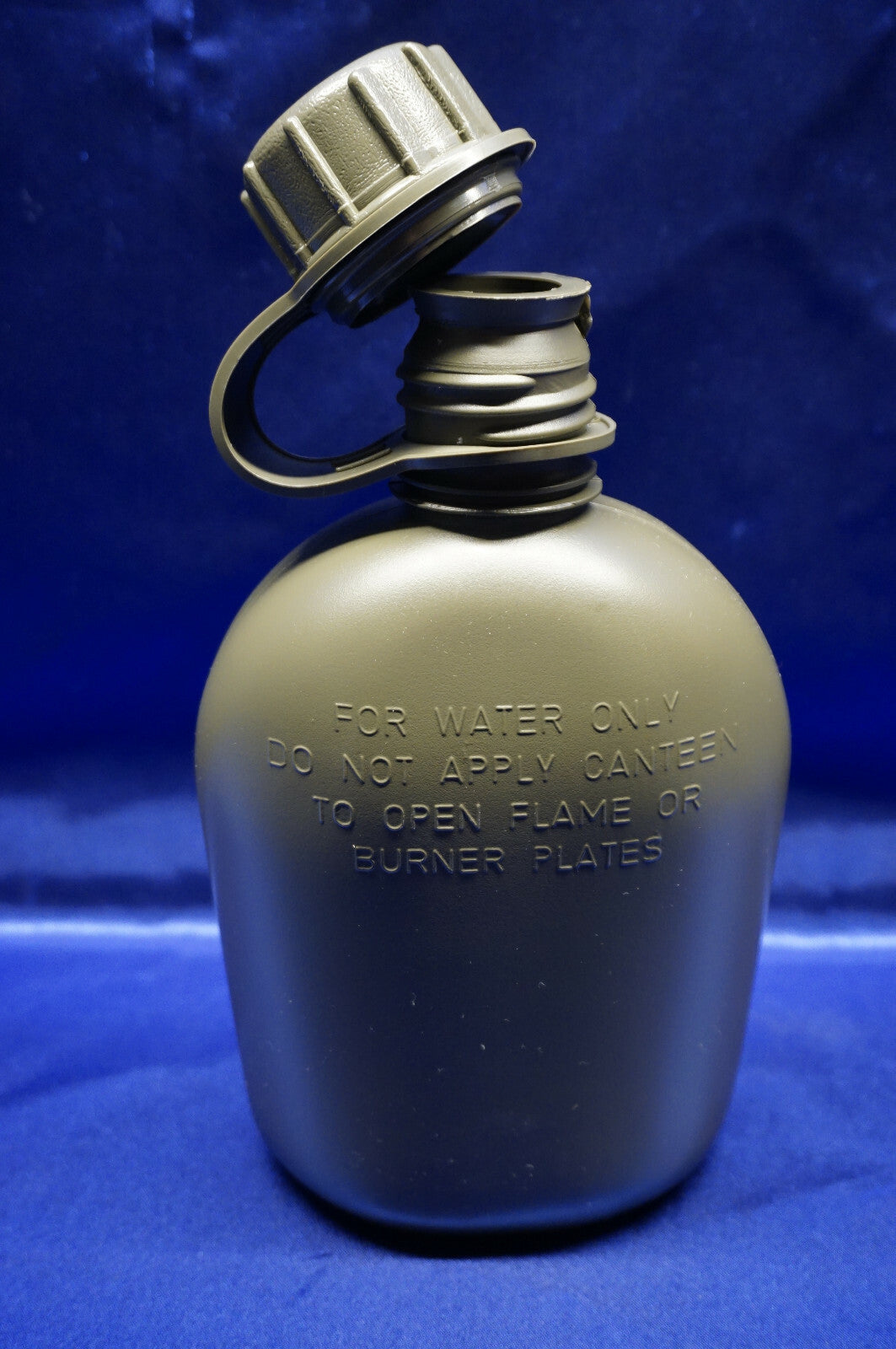 Military Style Tactical Water Canteen 1 Quart Hard Plastic OD Green