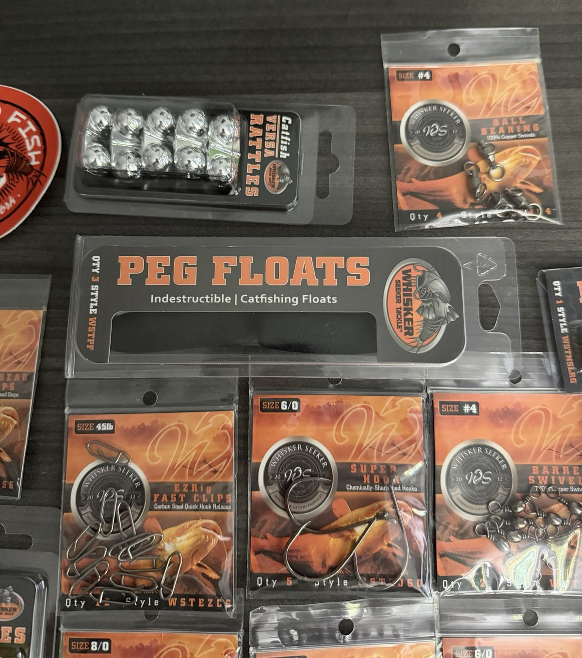 Fishing Rigs & Hooks Kit - Catfish, Floats, Rattlers, Beads, Swivels & Clips