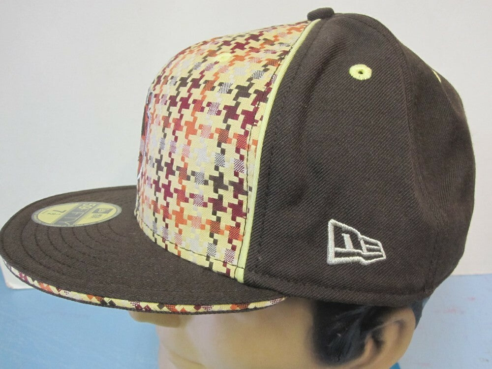 Vintage Burton Snowboard 2007 LA Cosa New Era 59FIFTY Cap, Size 7 1/2