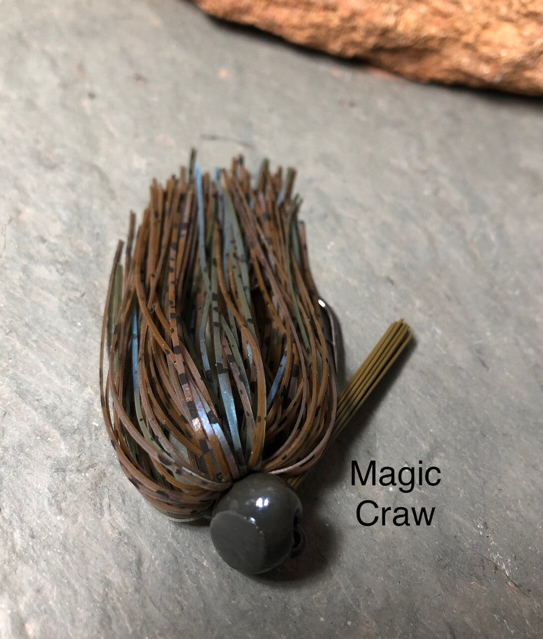 Bass Fishing Jigs Set - Weedless Flipping & Football Jig Heads for Bass
