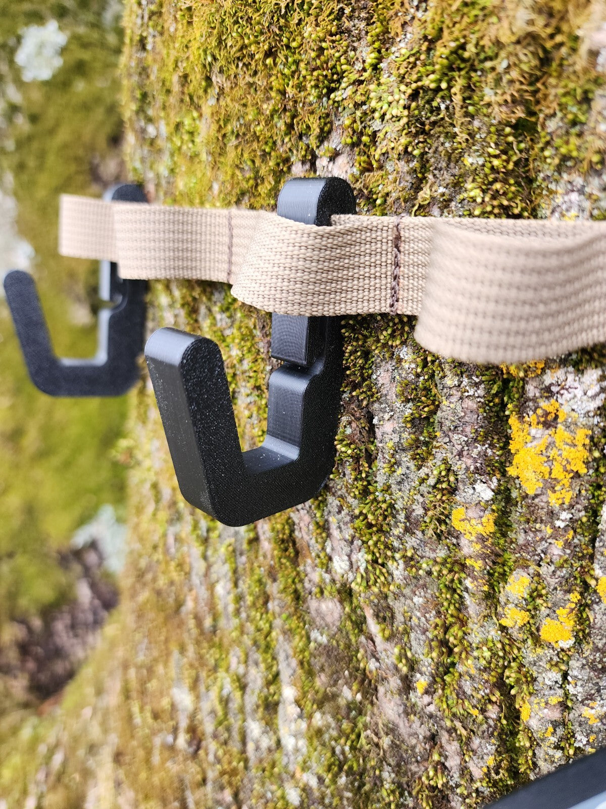 Saddle Hunting Gear Hangers Set of 3 Tree Clips for Public Land Hunting