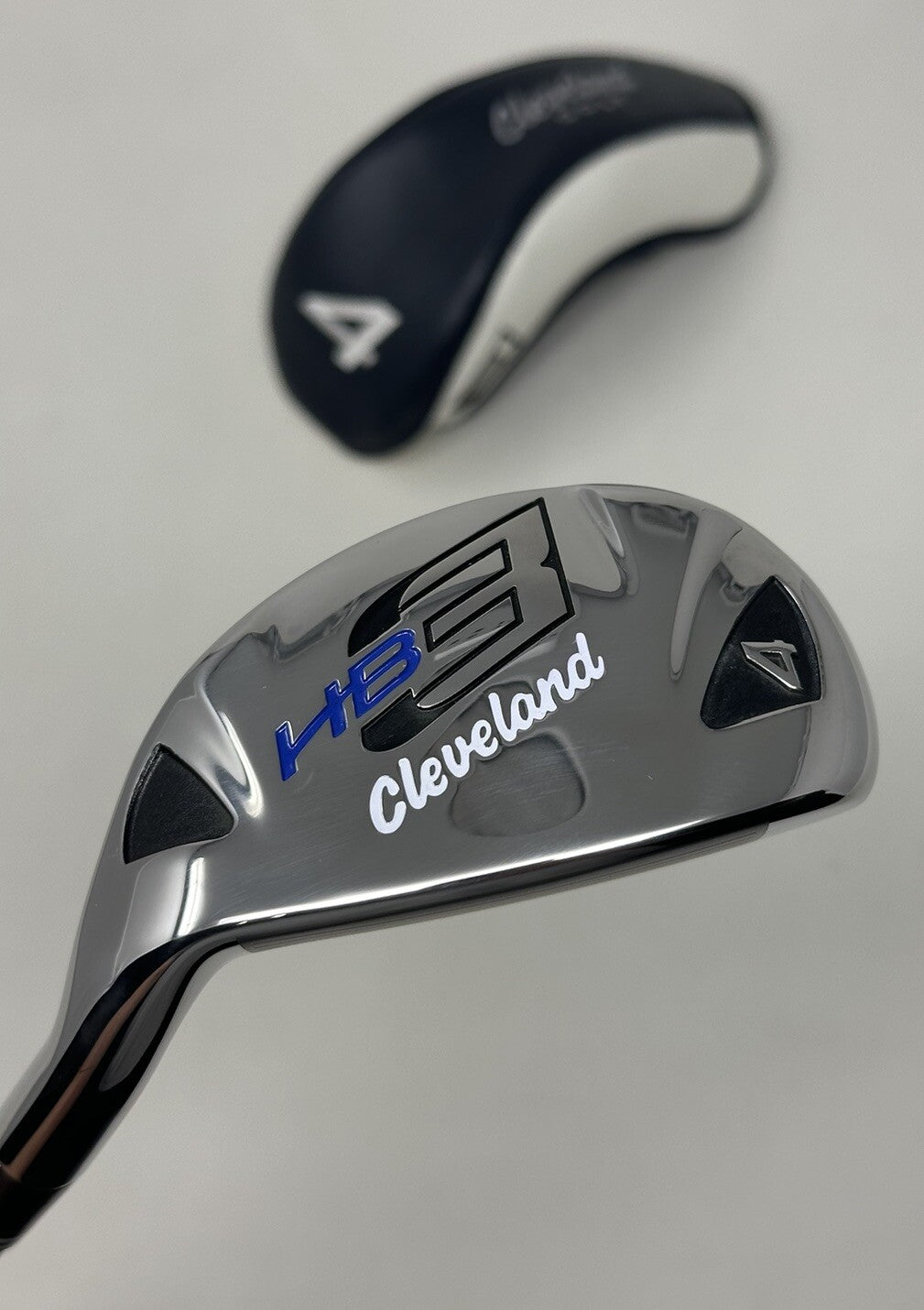 Golf Iron Set 4-Piece Cleveland 2010 HB3 4 Iron Action Ultralite 62g RH