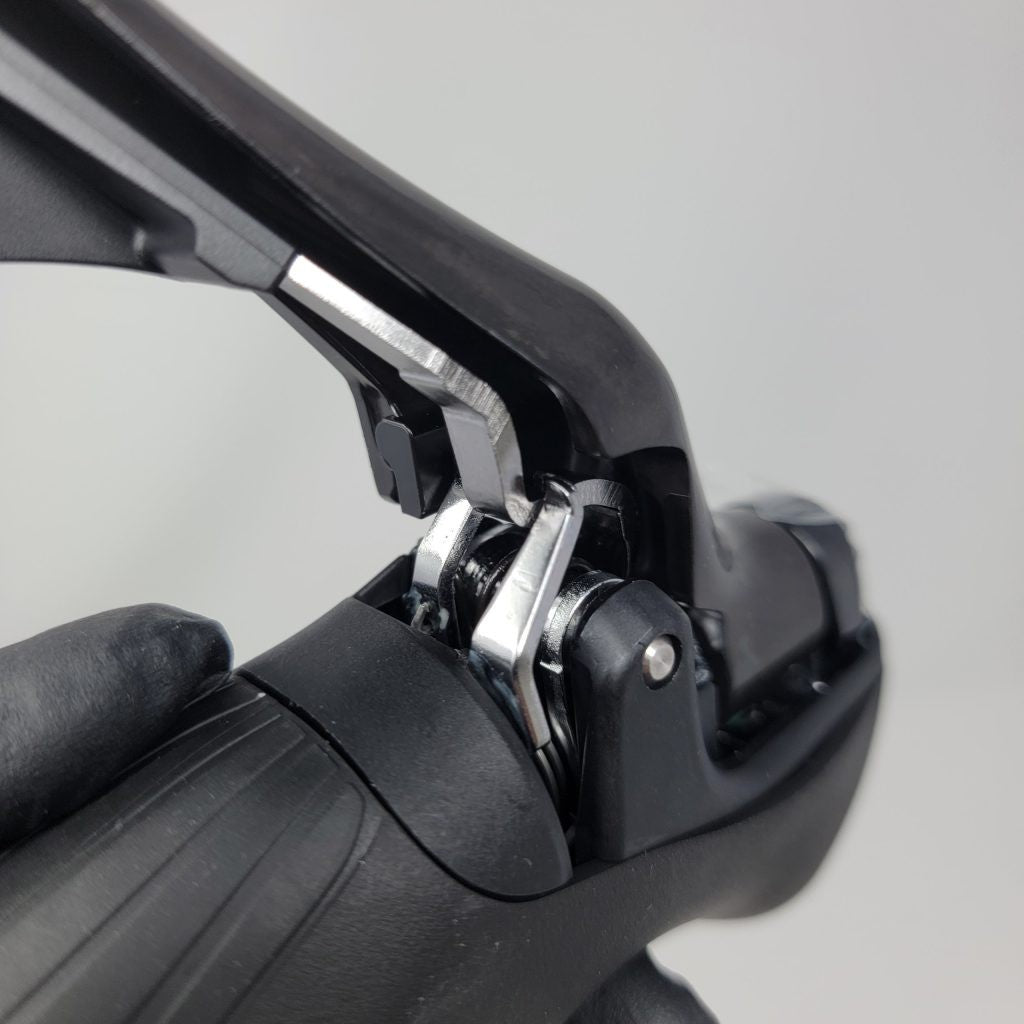 Shimano 105 R7000-R Right/Rear Rim Brake Shifter - 11 Speed Road Bike