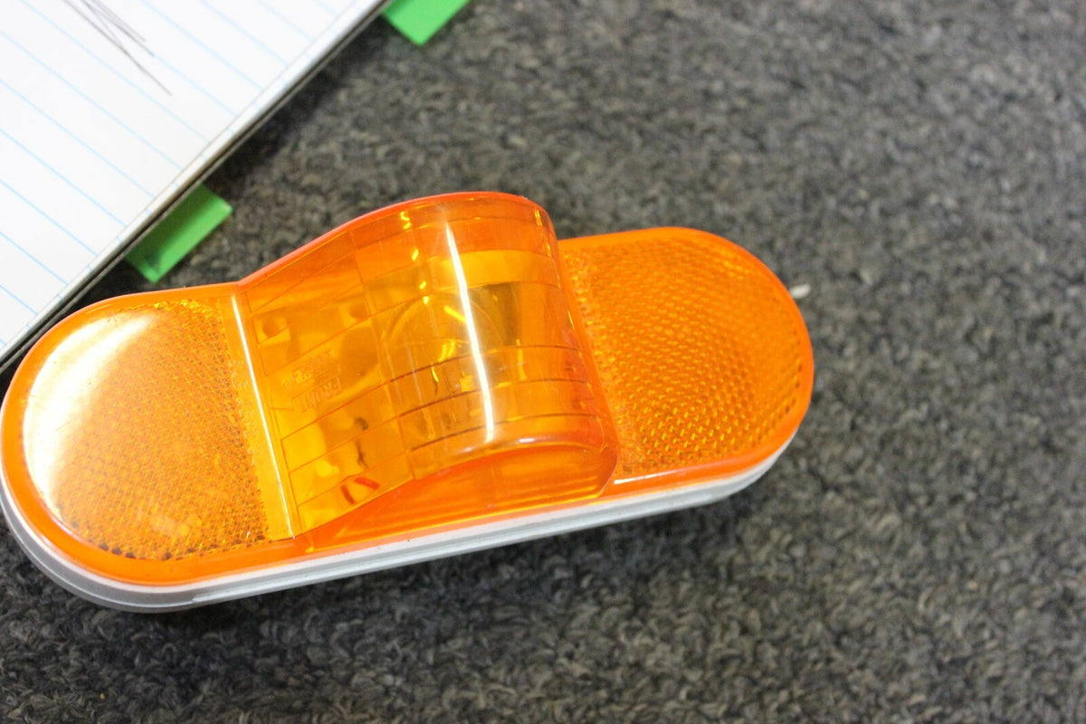 6.5x2.25 Inch Combination Turn Signal & Side Marker Light for Vehicles