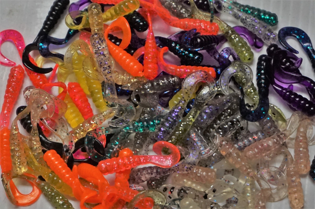 100pcs 1.5-Inch Curly Tail Grubs Soft Plastic Fishing Lures for Crappie Bream Trout