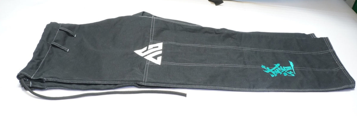Premium Kimono Pants Black 42" A4 - Traditional Japanese Style