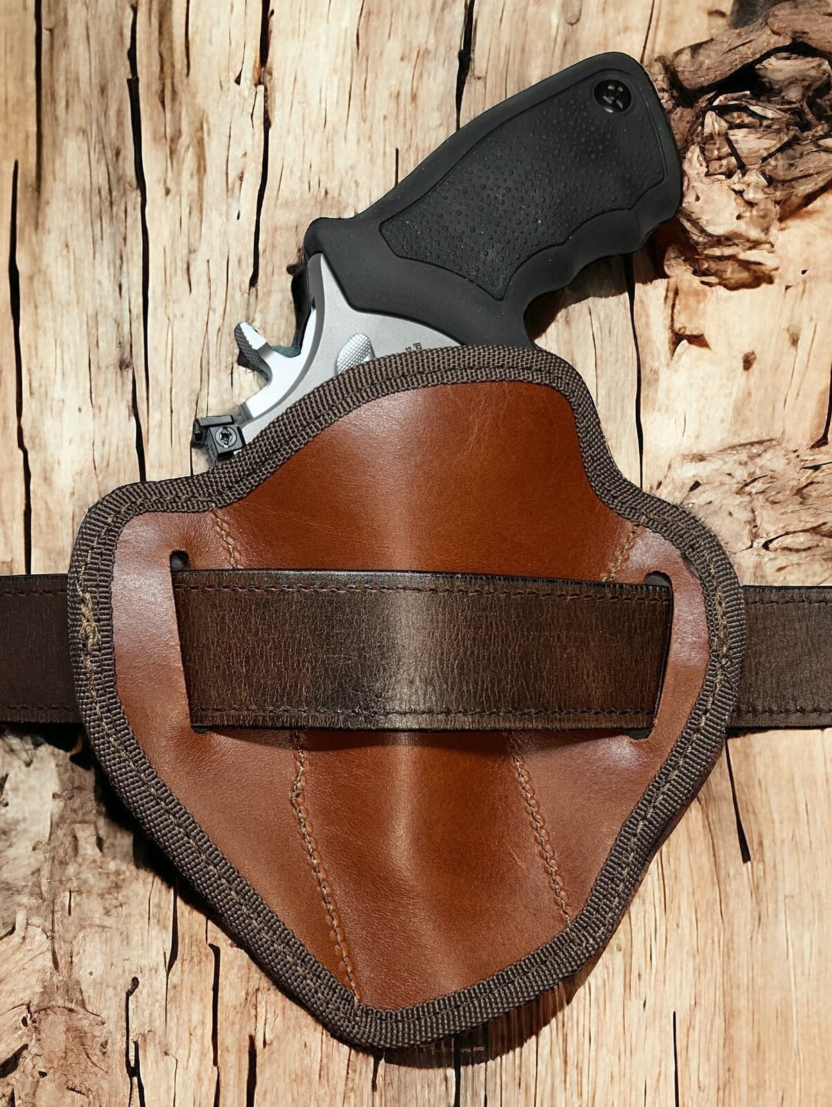 4-Inch Taurus Tracker 627 Right Hand Leather Belt Holster