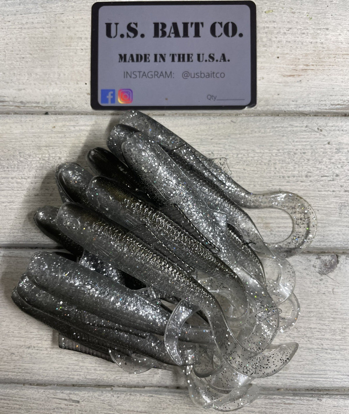 Fishing Minnow Baits 4 Inch Clear Silver Hitch Lot of 15 Lures for Bass & Saltwater