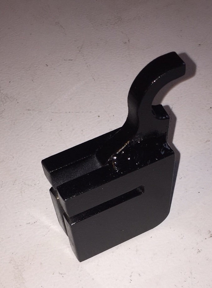 AR500 Steel Target Hanger T Post Topper Hook for Shooting Range