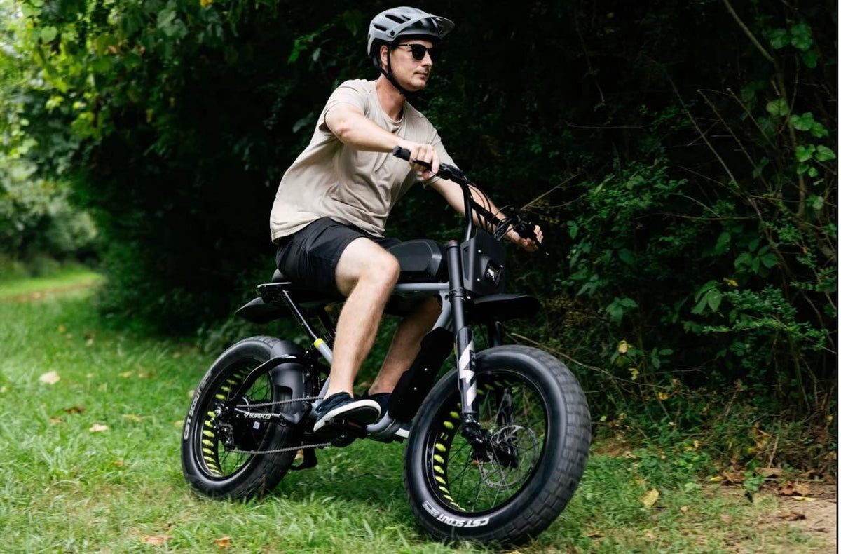 20X4.00 CST Scout E-Moped Fat Bike Tire - Dual Purpose Road and Cyclocross
