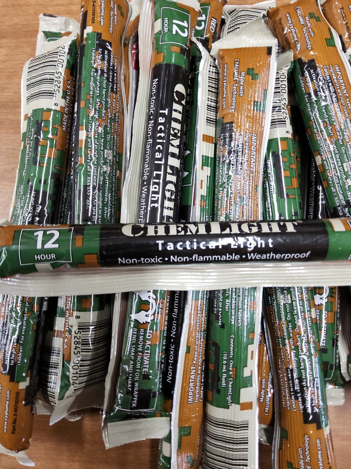 12 Hour Red Glow Sticks - Tactical Emergency Survival Camping Pack of 20