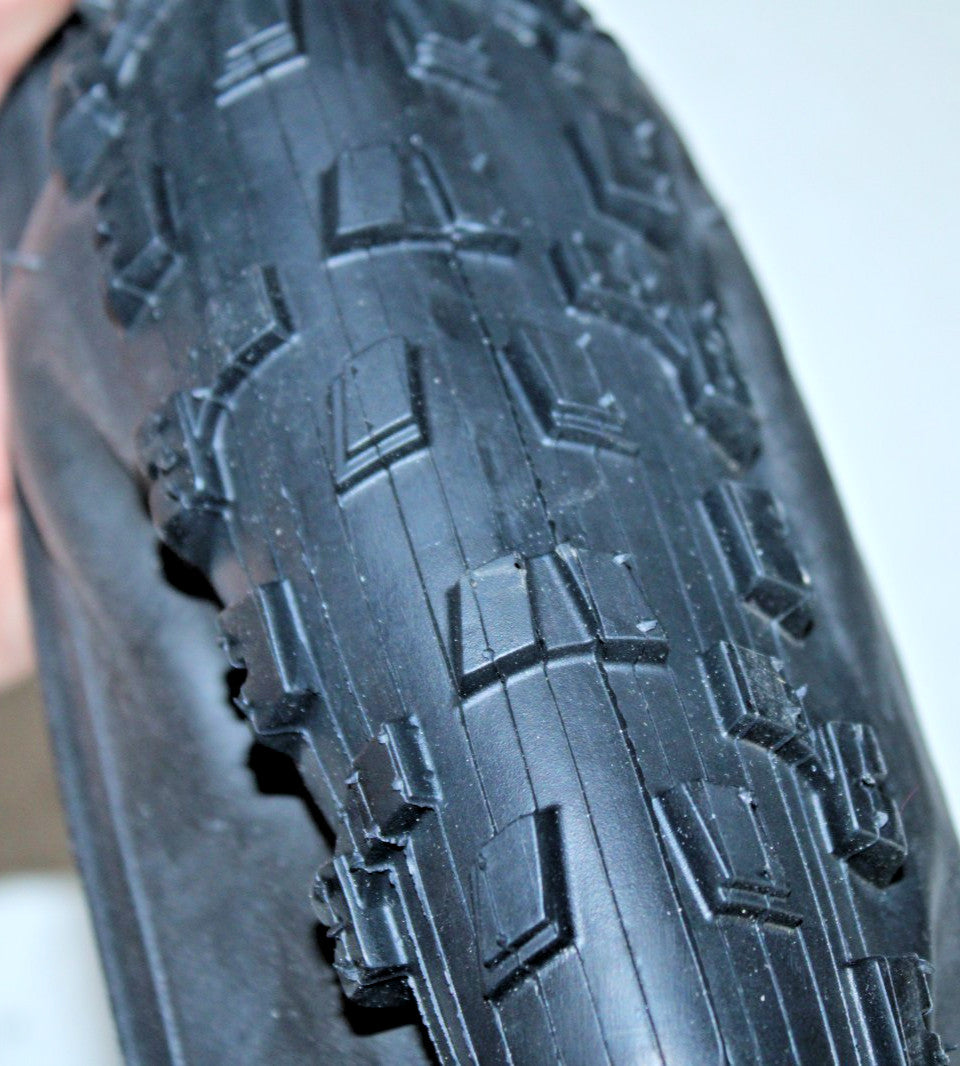 27.5x2.6 Inch MTB Tire - All-Terrain Knobby Bike Tire for Trail Riding