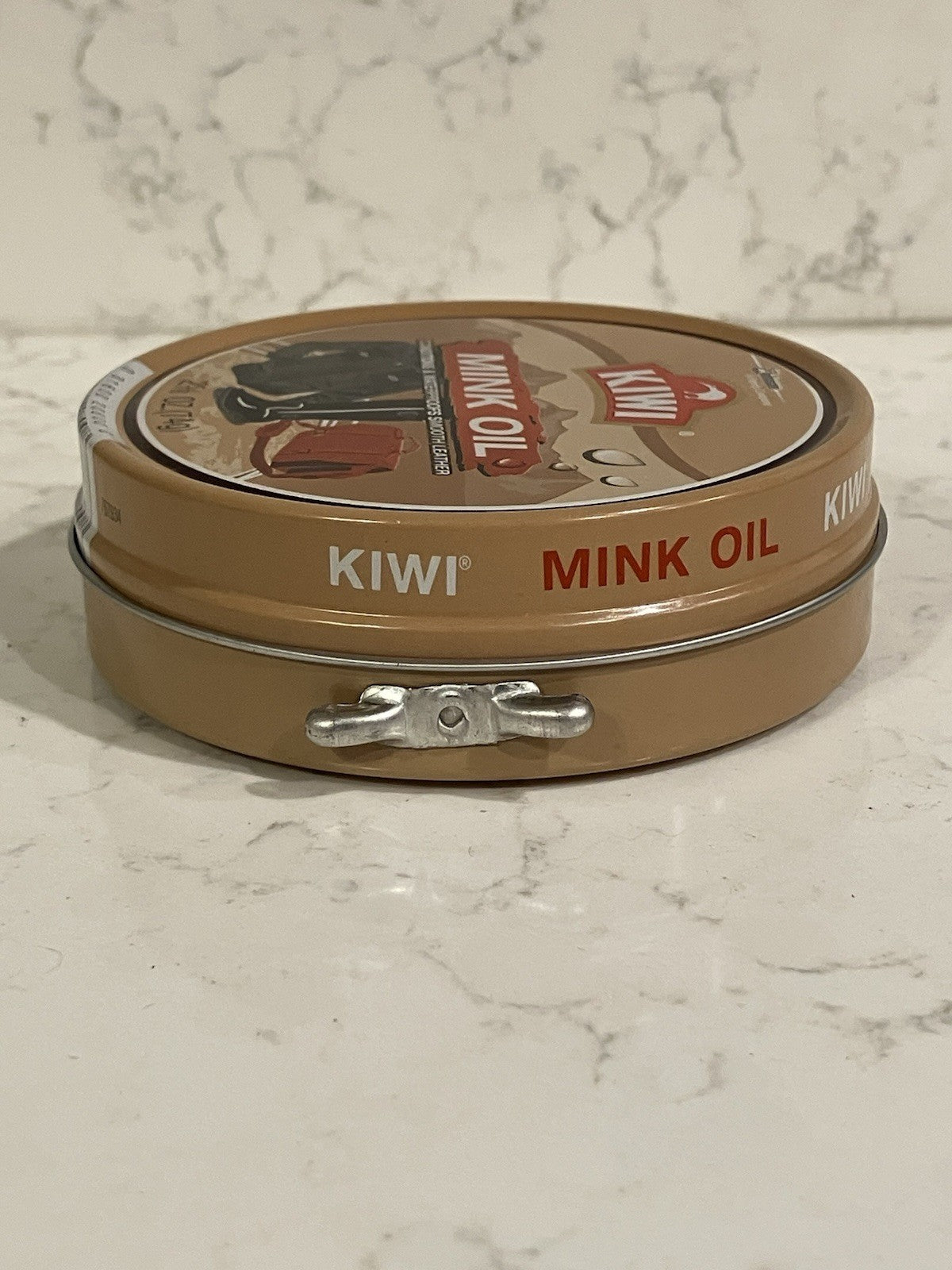 Kiwi Mink Oil Leather Conditioner & Waterproofer 2.625 Oz Outdoor Use