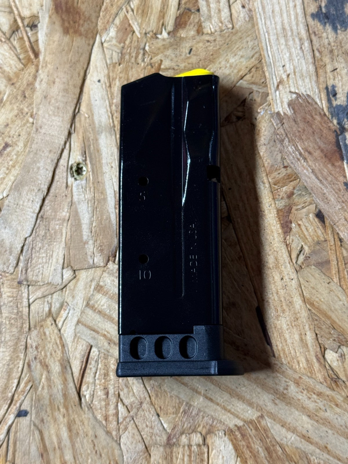 Sig Sauer P365 XL 9mm Subcompact 10-Round Flush Magazine