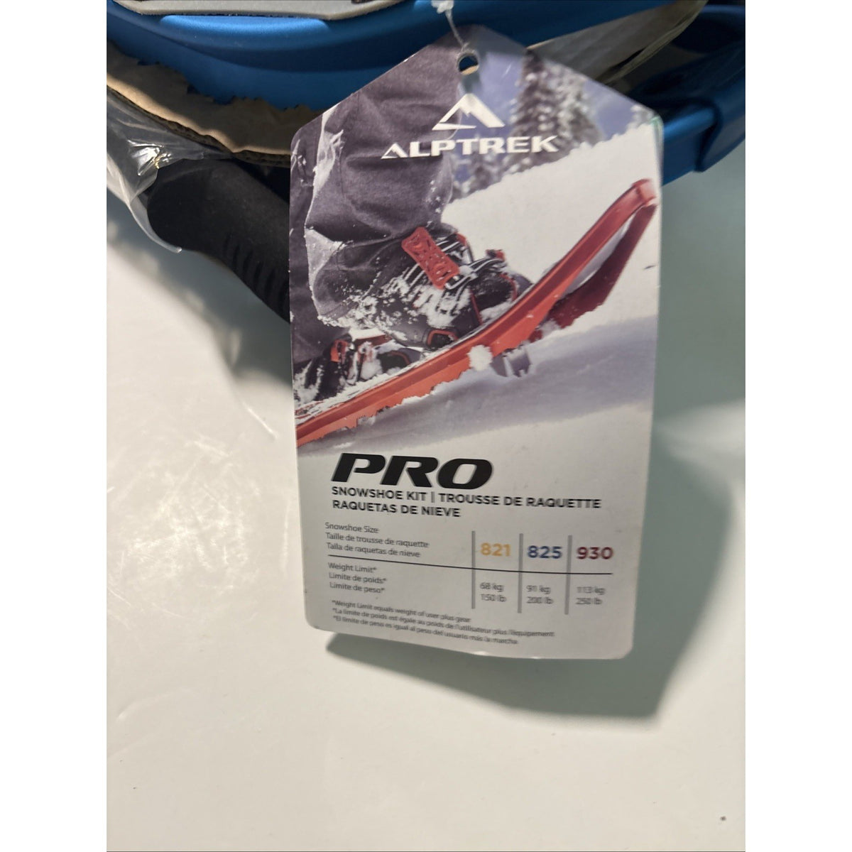 Pro Snowshoe Kit with Sawtooth Grip Poles and Carry Bag - New