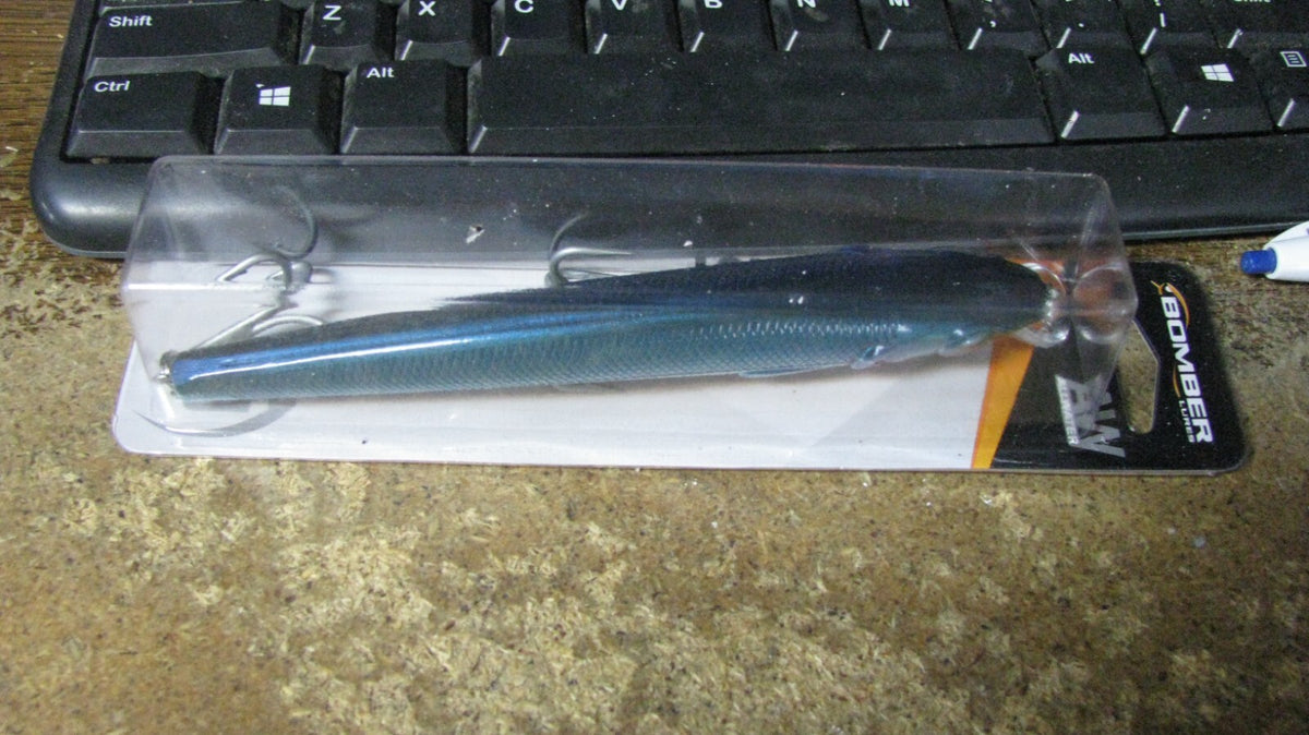 Longshot 6-Inch Lure - Baby Bluefish Color, 1 3/8 Oz Saltwater & Freshwater Fishing Bait