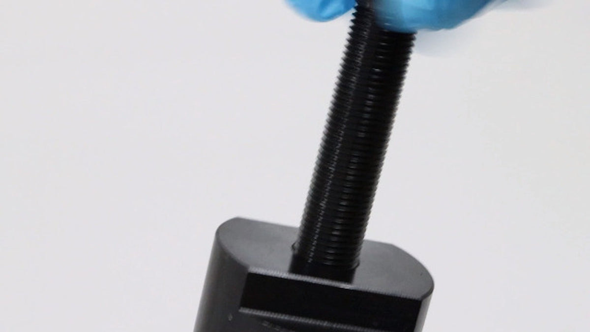M38×1.5 Right Hand Flywheel Puller Remover for Suzuki and ATV Models