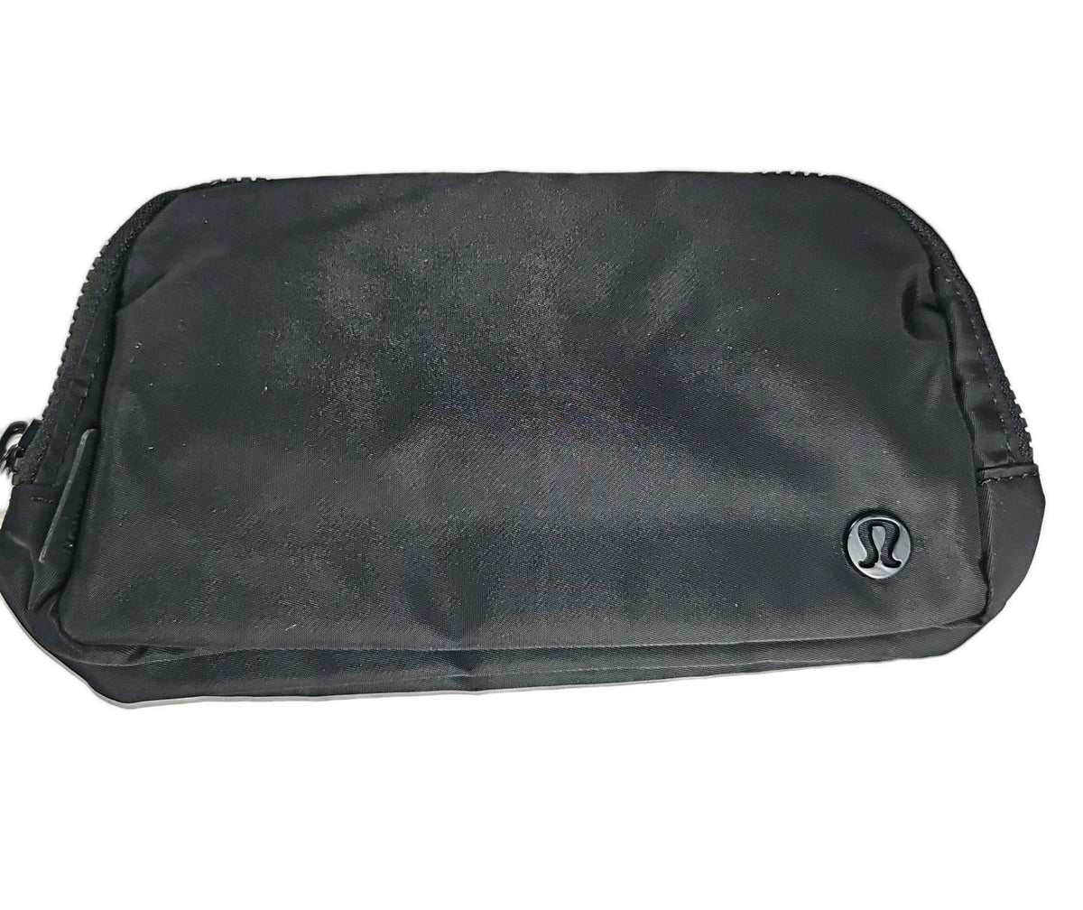 Lululemon Everywhere Belt Bag 1L - Black Matte Logo - New with Tags
