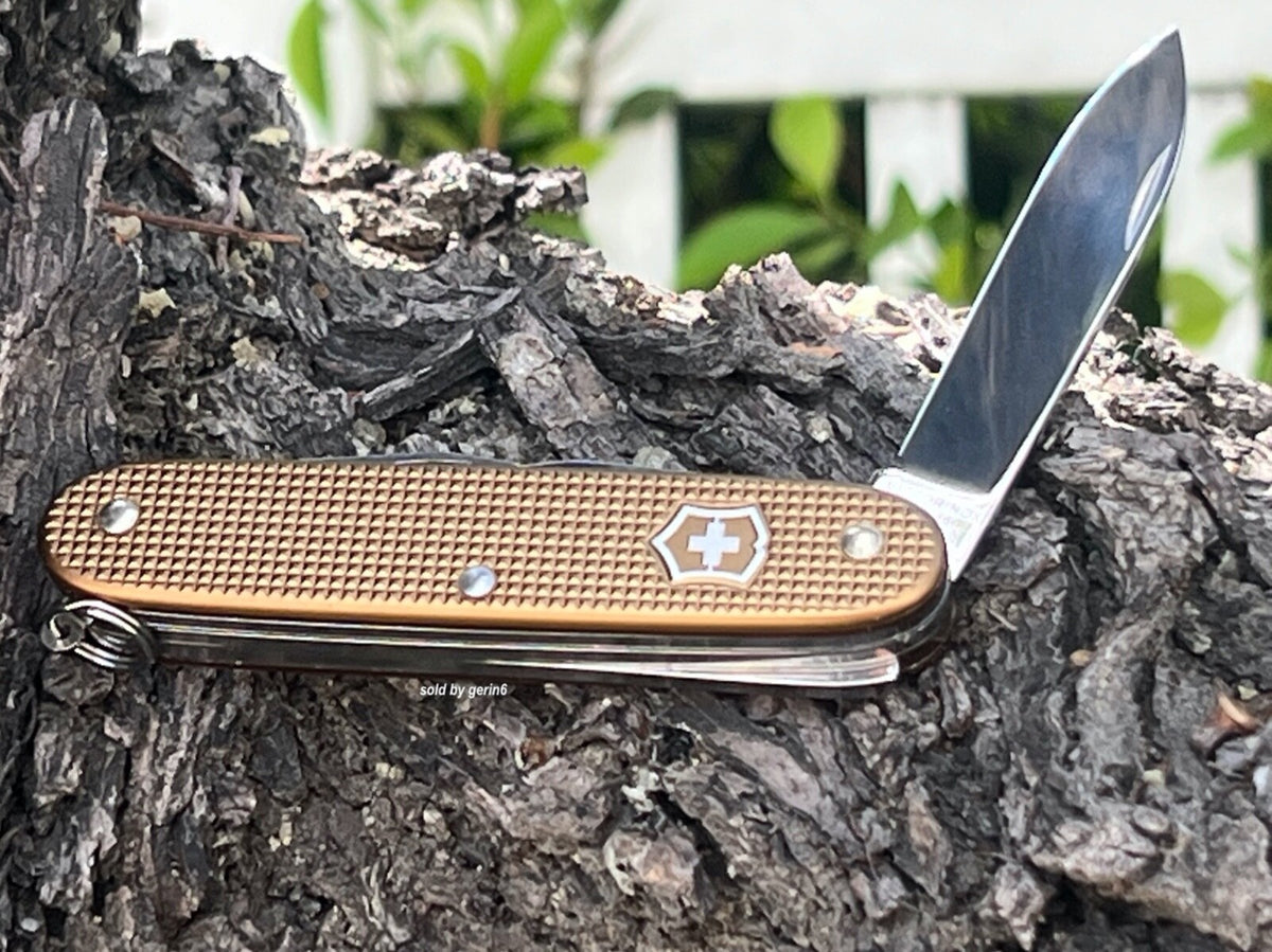 Victorinox Swiss Army Pioneer X Terra Brown Limited Edition Multi-Tool Knife