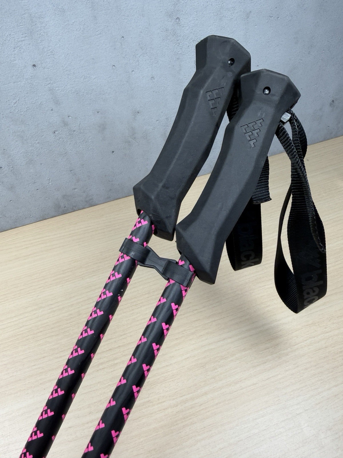 BlackCrows Stans Pole Pink and Black 125cm Carbon Ski Poles