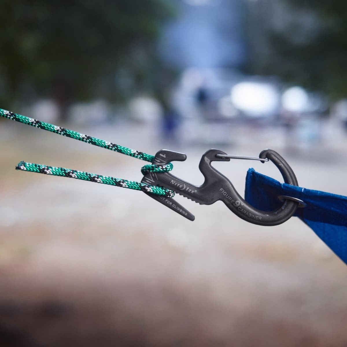 Small Carabiner Rope Tightener for Camping, Towing & Securing Loads