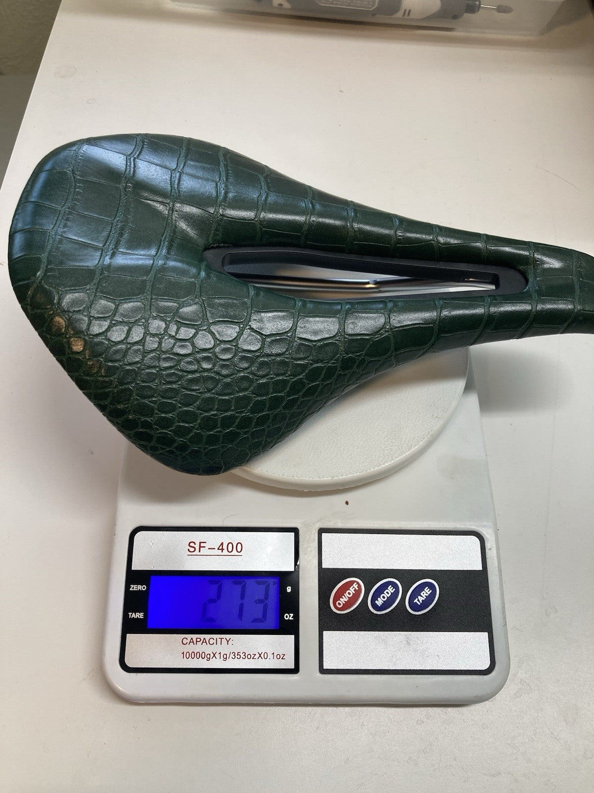 Green Faux Leather Bicycle Saddle 160mm x 250mm Road Gravel MTB Seat