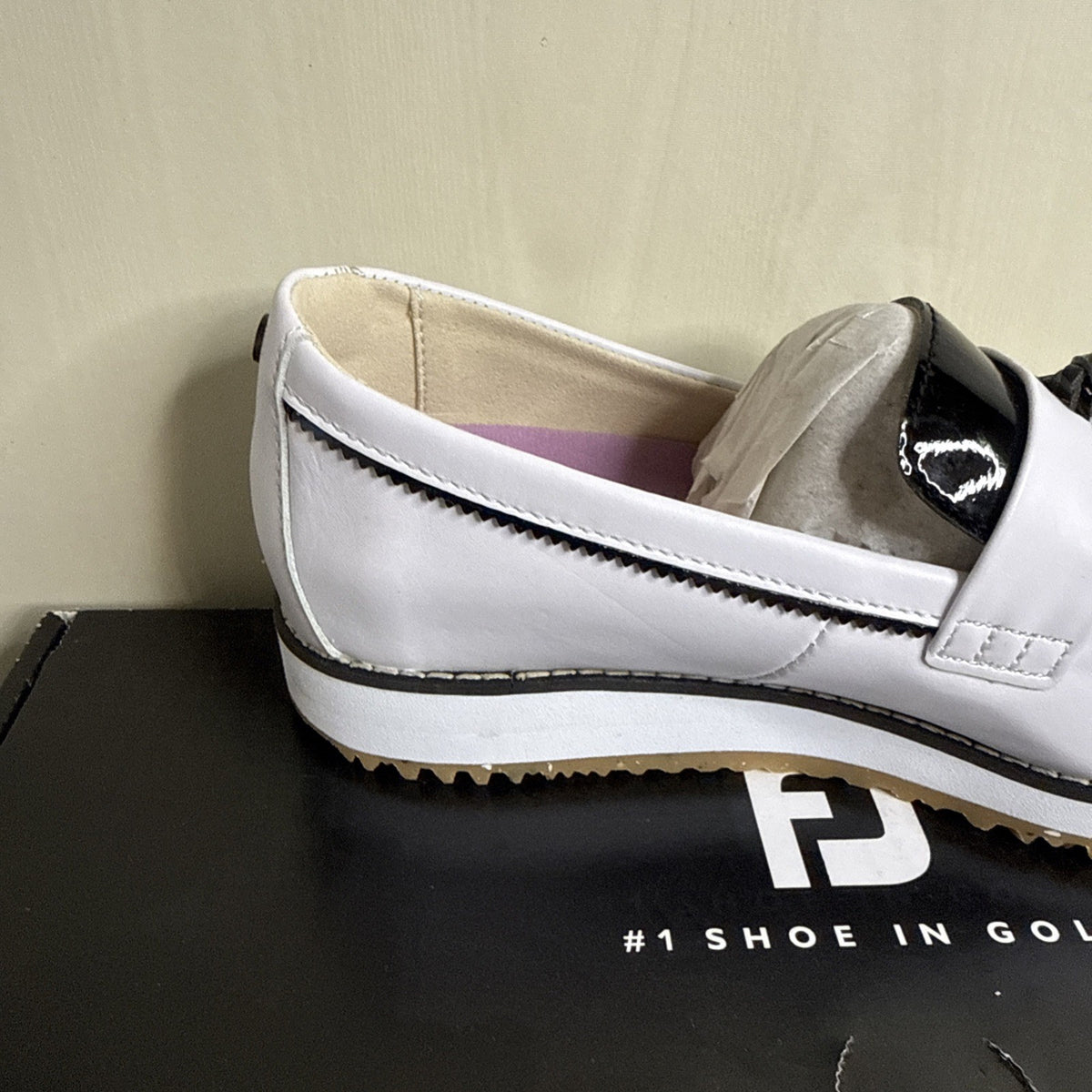 Women's Slip-On Golf Shoes FJ Sandy #92383 White Black Size 6W Wide