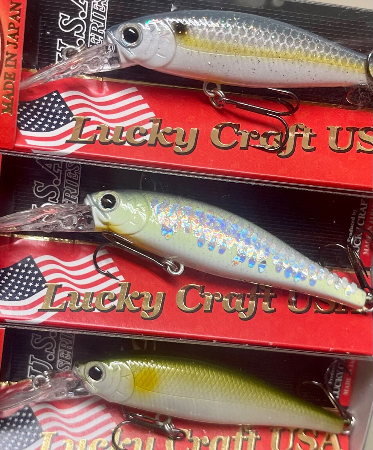 Deep Diving Jerkbait Fishing Lure - Multiple Colors, 2.5 Inch, 6 Feet Depth