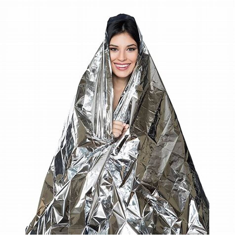 Super Large Emergency Solar Mylar Blanket 82x54 Inches Survival Safety Pack